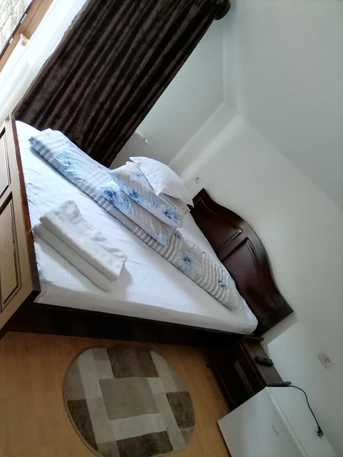Pensiunea Casa Transalpina Şugag Cameră foto